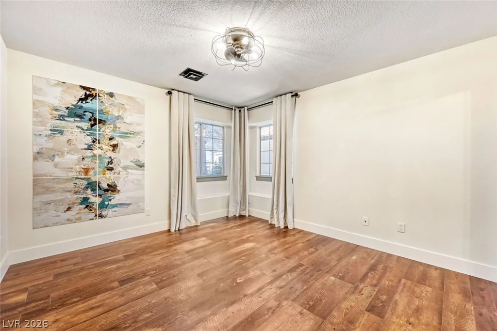 5965 Grand Canyon, Las Vegas, NV 89149