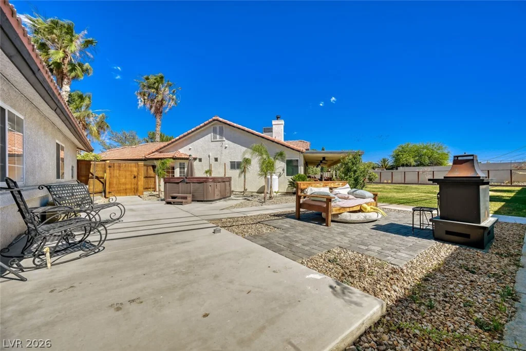 5965 Grand Canyon, Las Vegas, NV 89149