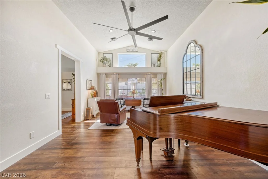 5965 Grand Canyon, Las Vegas, NV 89149