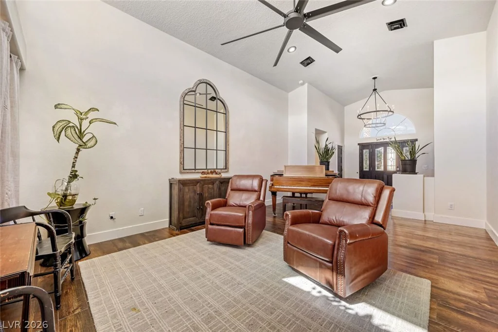 5965 Grand Canyon, Las Vegas, NV 89149