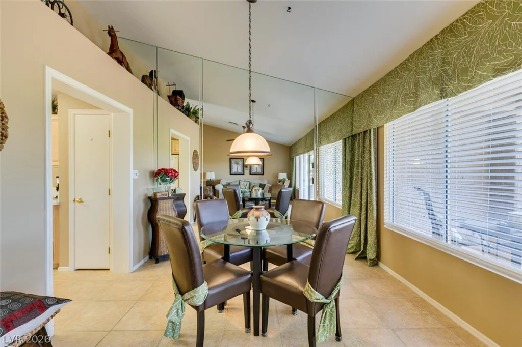 9537 Eagle Valley, Las Vegas, NV 89134