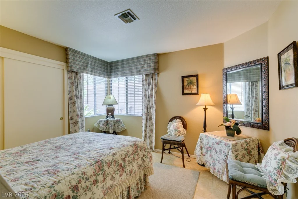 9537 Eagle Valley, Las Vegas, NV 89134