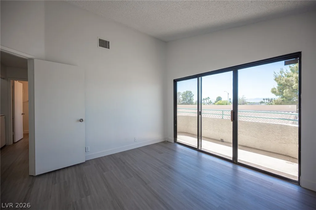 870 Sloan, Las Vegas, NV 89110