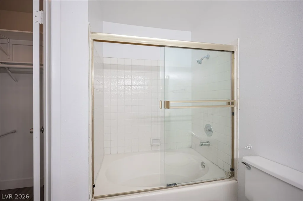 870 Sloan, Las Vegas, NV 89110