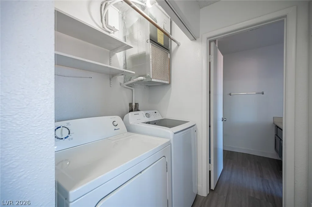 870 Sloan, Las Vegas, NV 89110