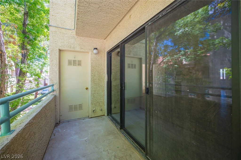 870 Sloan, Las Vegas, NV 89110