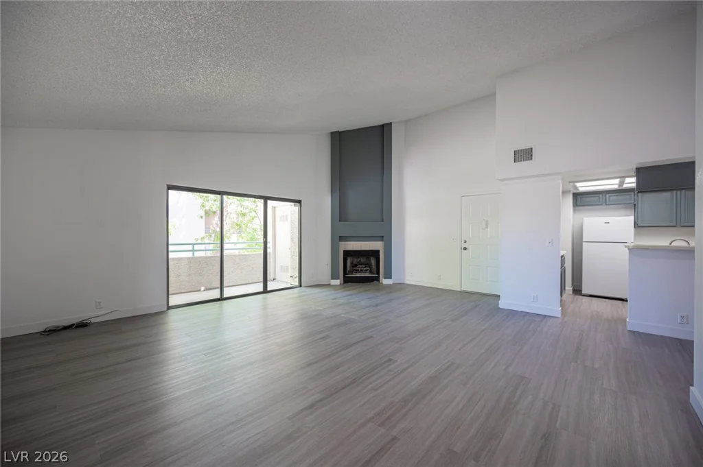 870 Sloan, Las Vegas, NV 89110