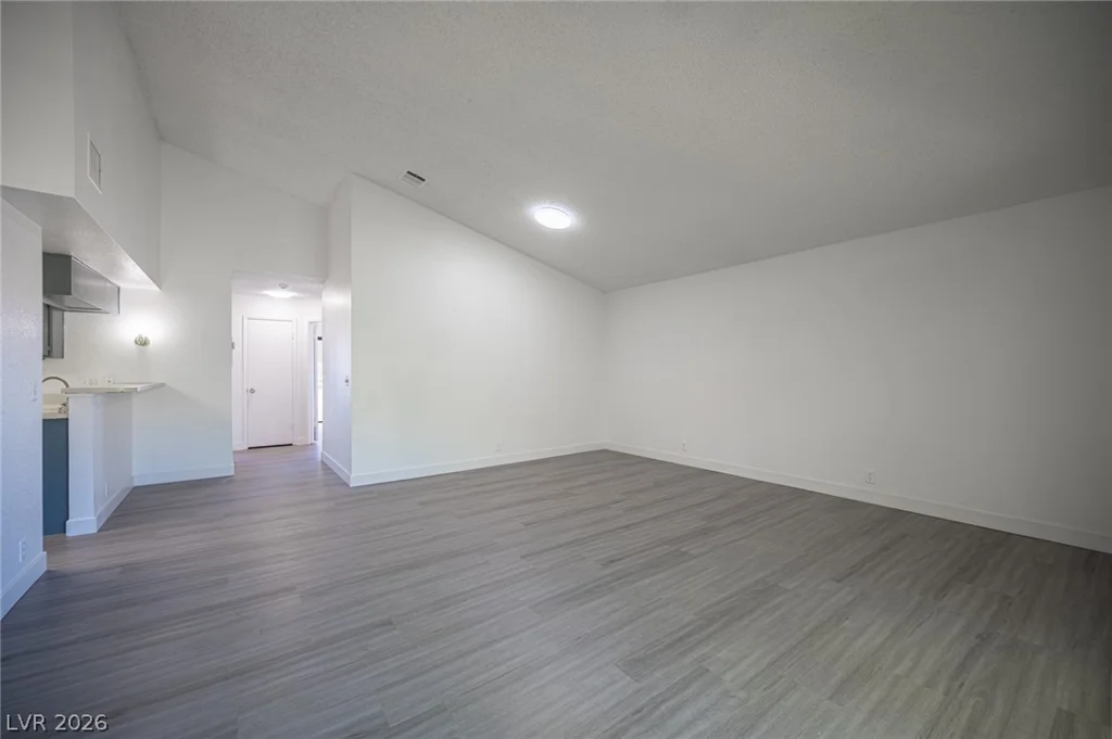 870 Sloan, Las Vegas, NV 89110