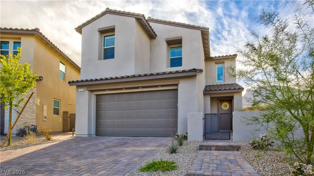 2239 Thunderbird, Las Vegas, NV 89138