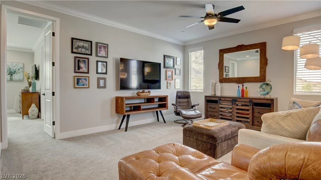 2239 Thunderbird, Las Vegas, NV 89138
