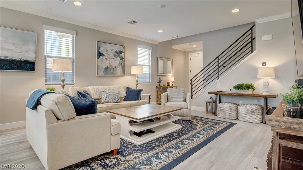 2239 Thunderbird, Las Vegas, NV 89138