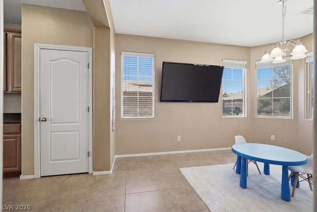 7318 Puckershire, Las Vegas, NV 89166