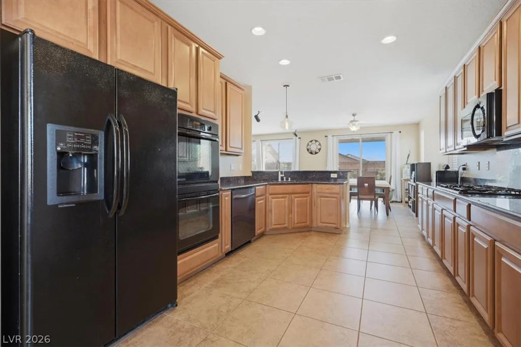 7318 Puckershire, Las Vegas, NV 89166