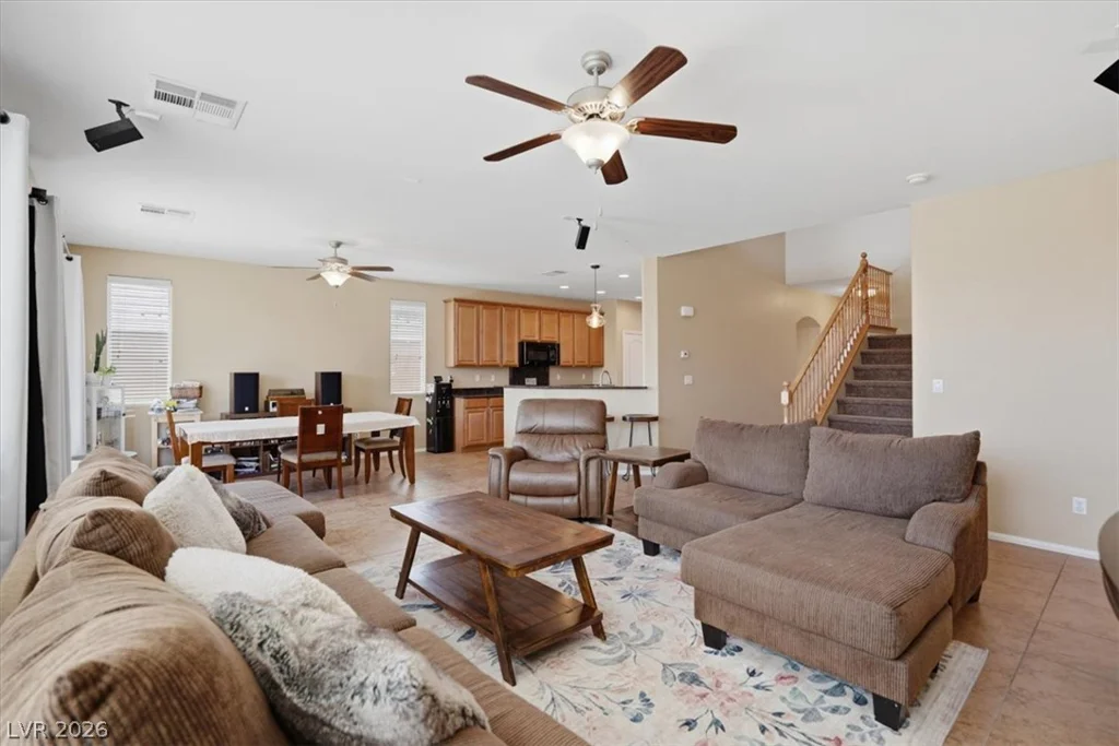 7318 Puckershire, Las Vegas, NV 89166