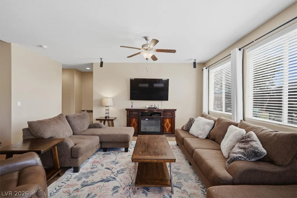 7318 Puckershire, Las Vegas, NV 89166