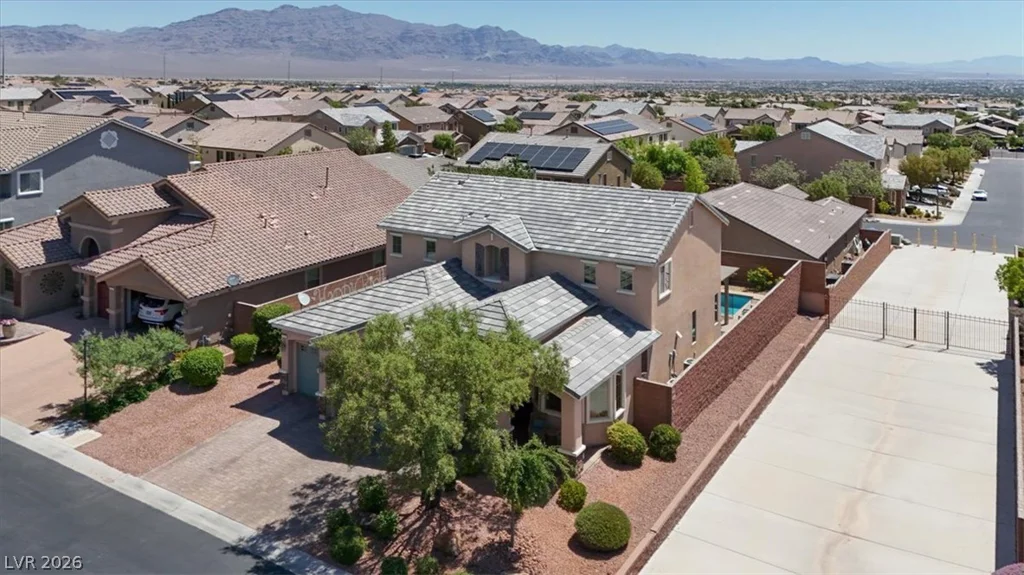 7318 Puckershire, Las Vegas, NV 89166