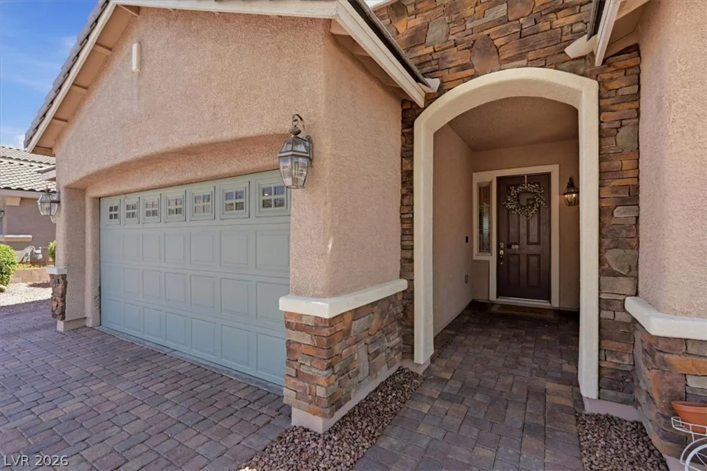 7318 Puckershire, Las Vegas, NV 89166