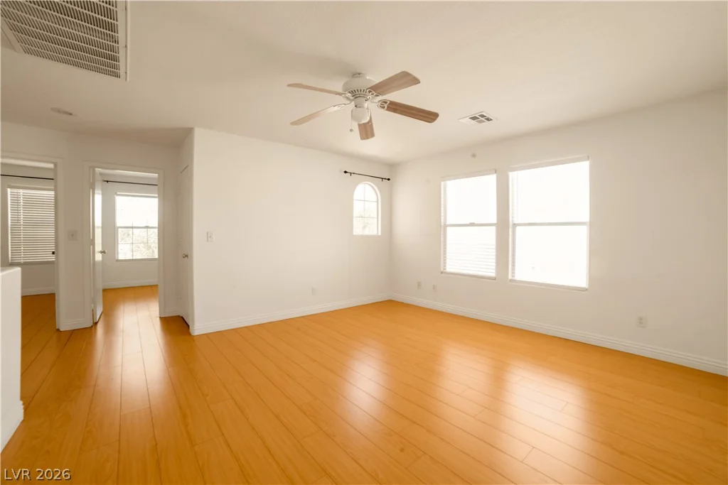 10274 Chigoza Pine, Las Vegas, NV 89135