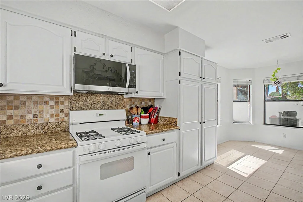 5264 Crooked Valley, Las Vegas, NV 89149