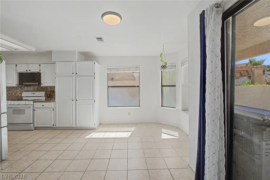 5264 Crooked Valley, Las Vegas, NV 89149