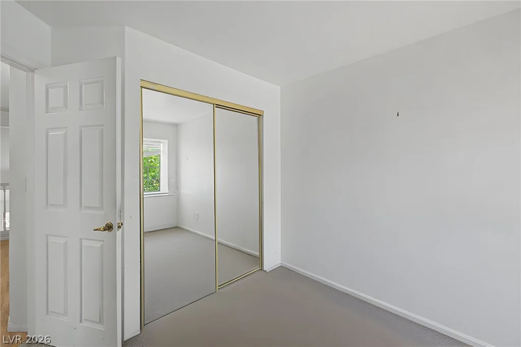 5264 Crooked Valley, Las Vegas, NV 89149