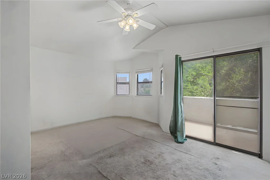 5264 Crooked Valley, Las Vegas, NV 89149