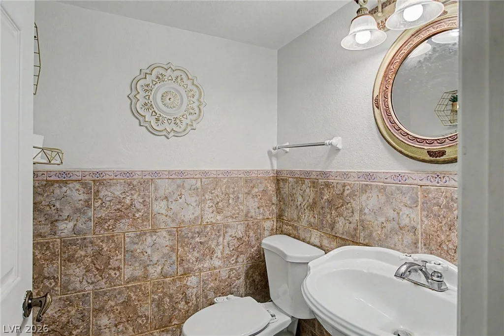 5264 Crooked Valley, Las Vegas, NV 89149