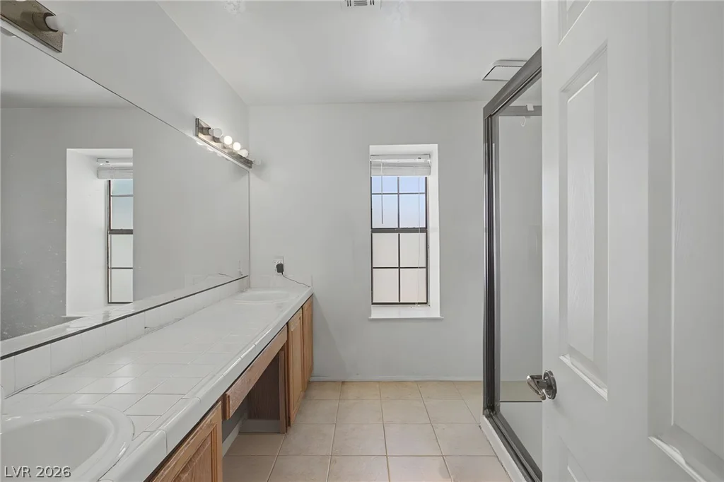 5264 Crooked Valley, Las Vegas, NV 89149