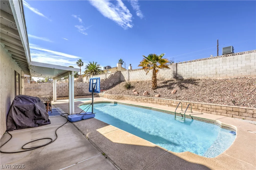 1108 Pagosa, Las Vegas, NV 89128