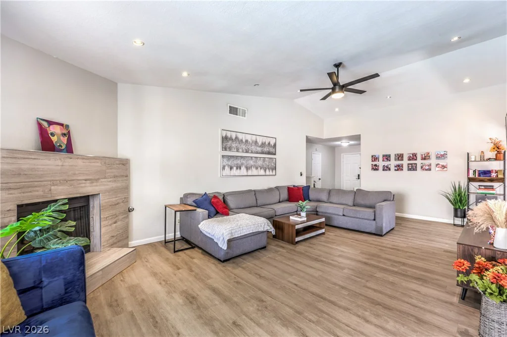 1108 Pagosa, Las Vegas, NV 89128