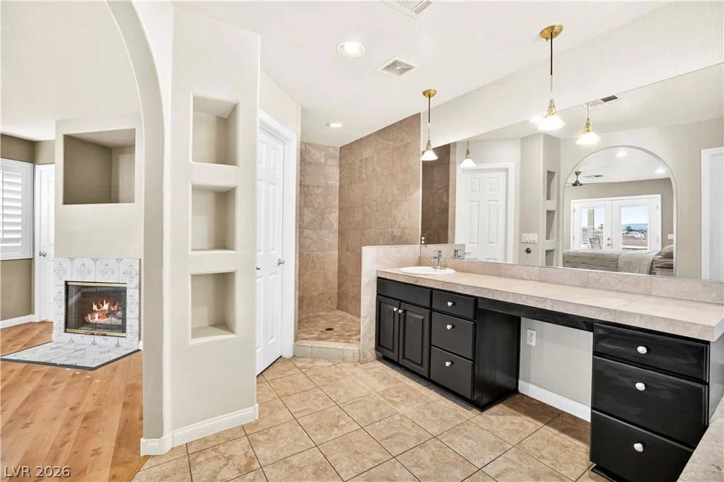1135 Calico Ridge, Henderson, NV 89011