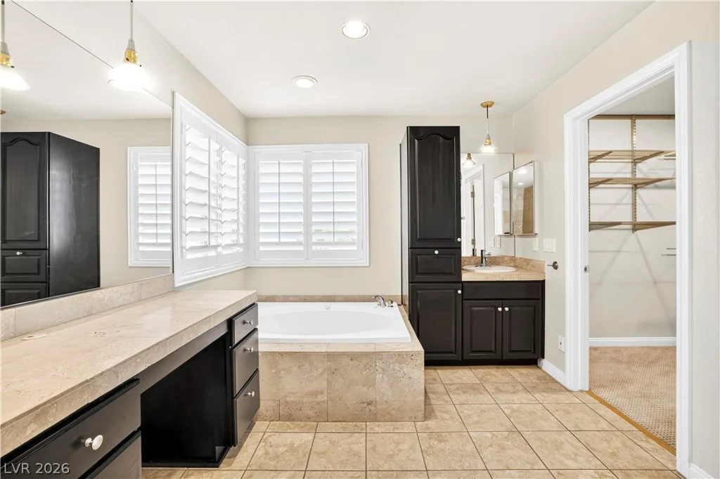 1135 Calico Ridge, Henderson, NV 89011