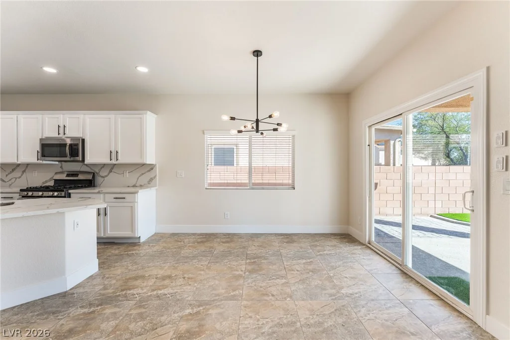 4624 Del Laguna, North Las Vegas, NV 89031