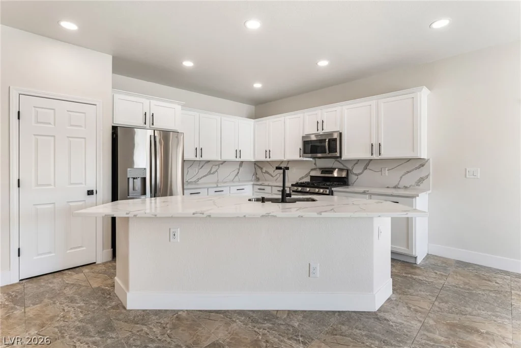 4624 Del Laguna, North Las Vegas, NV 89031