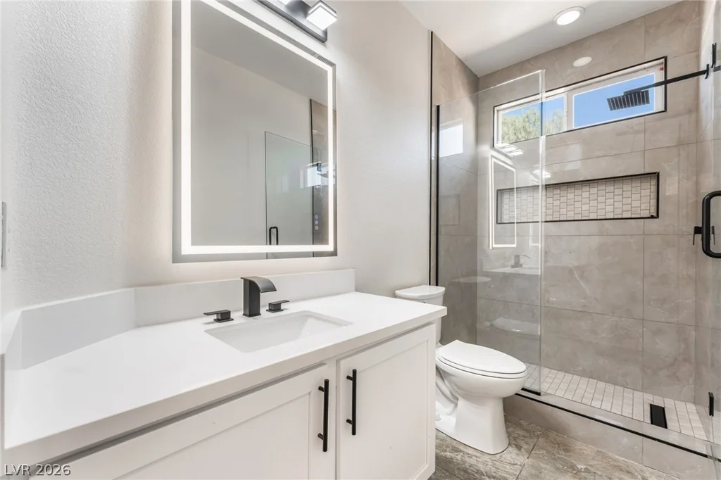 4624 Del Laguna, North Las Vegas, NV 89031