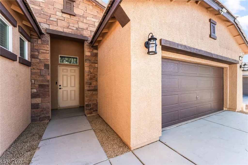 4624 Del Laguna, North Las Vegas, NV 89031