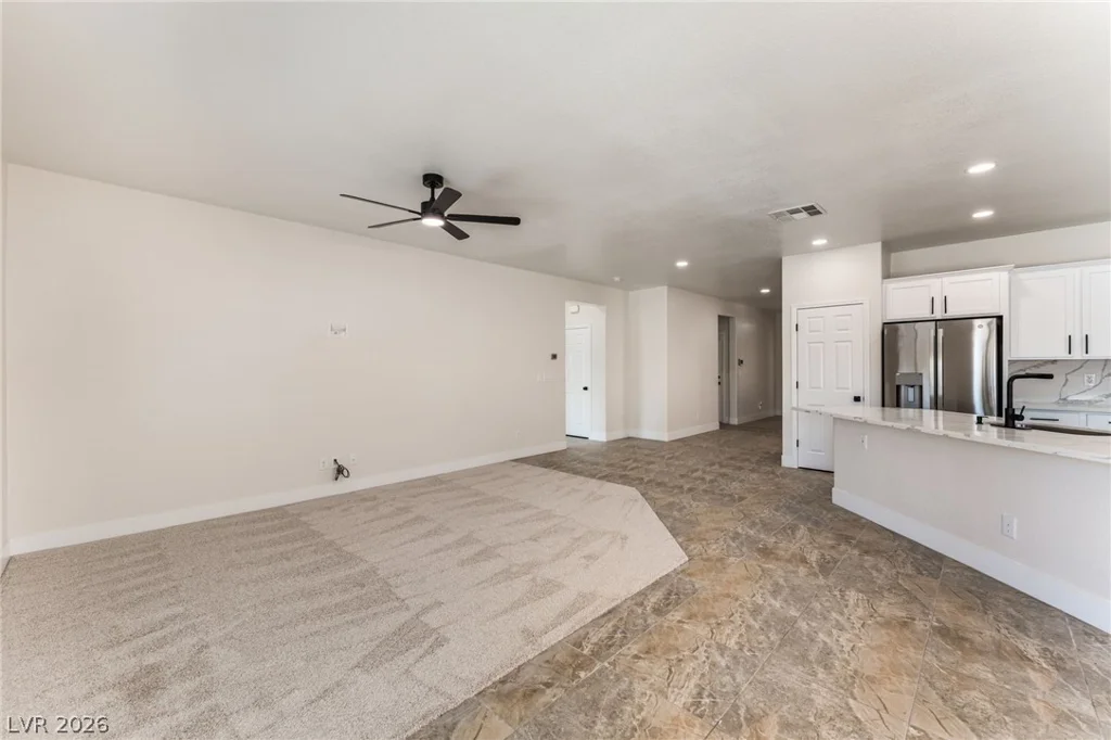 4624 Del Laguna, North Las Vegas, NV 89031