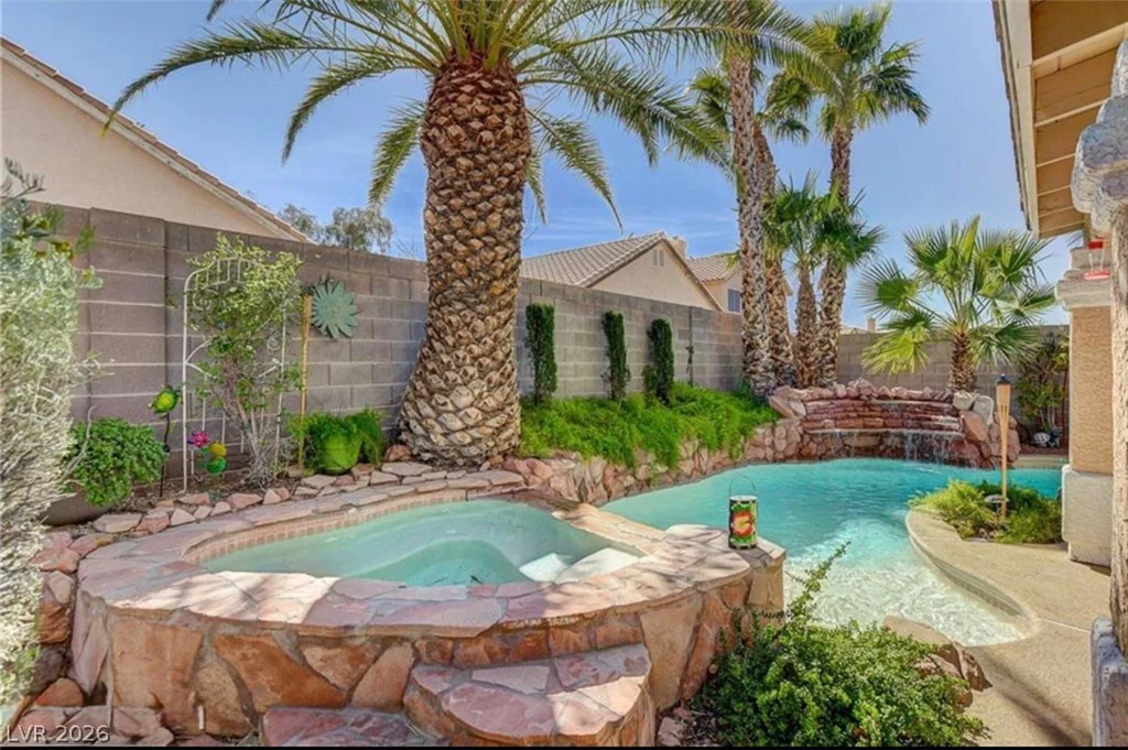 6429 Winding Ridge, Las Vegas, NV 89156