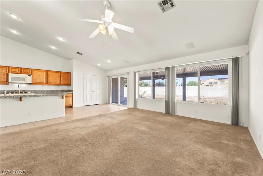 6332 Bunch Grass, North Las Vegas, NV 89031