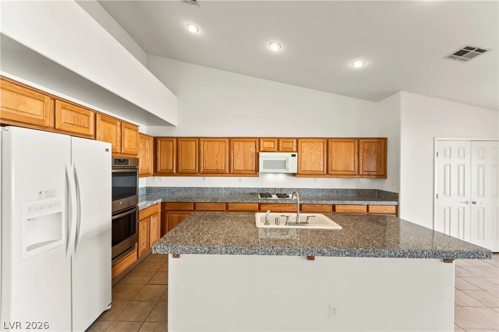 6332 Bunch Grass, North Las Vegas, NV 89031