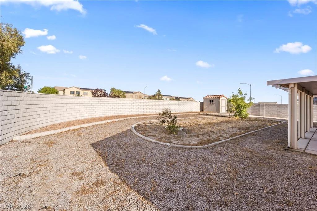 6332 Bunch Grass, North Las Vegas, NV 89031