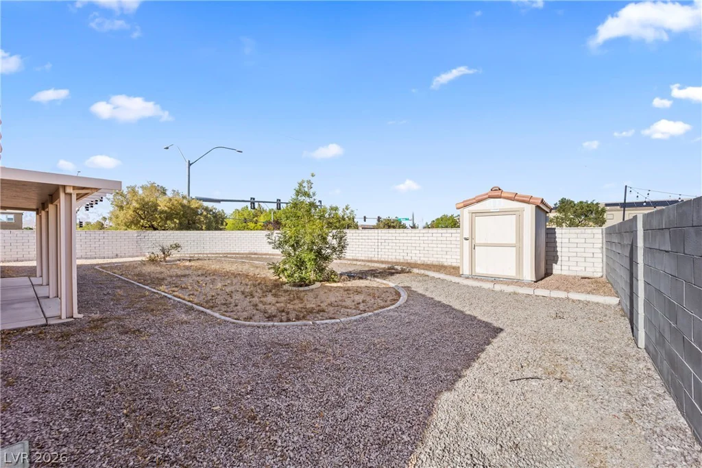 6332 Bunch Grass, North Las Vegas, NV 89031