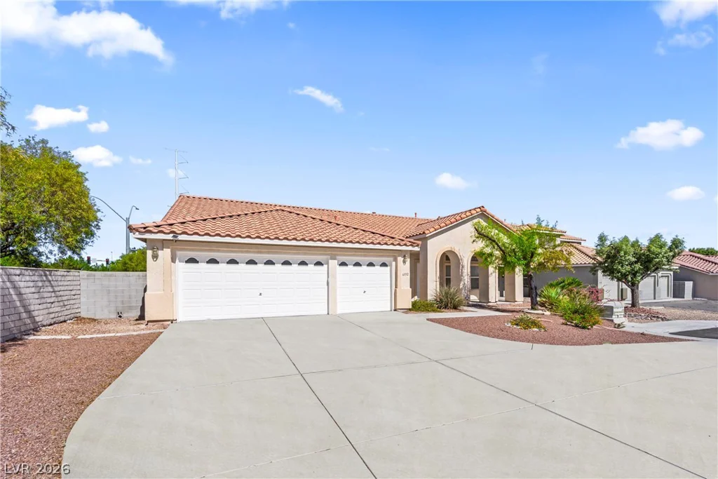 6332 Bunch Grass, North Las Vegas, NV 89031