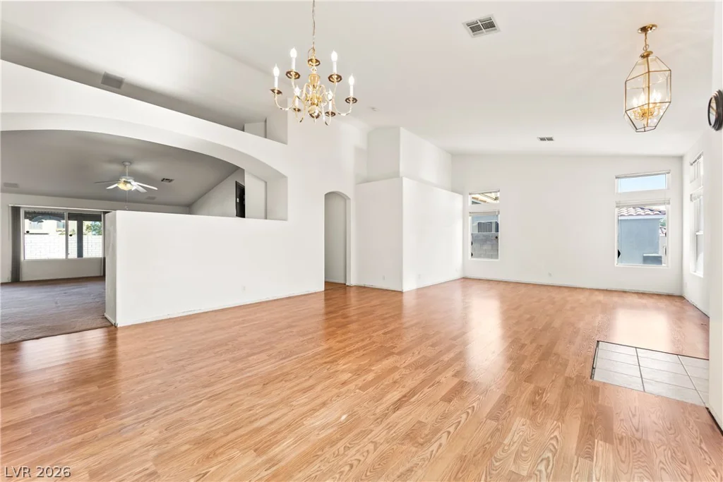 6332 Bunch Grass, North Las Vegas, NV 89031