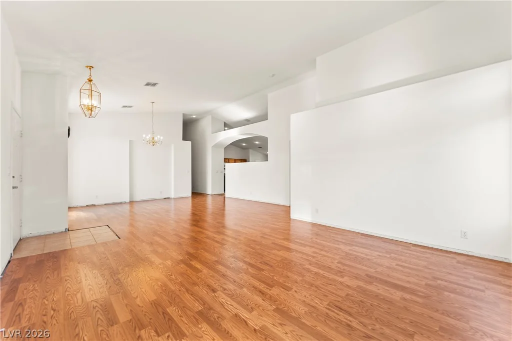 6332 Bunch Grass, North Las Vegas, NV 89031