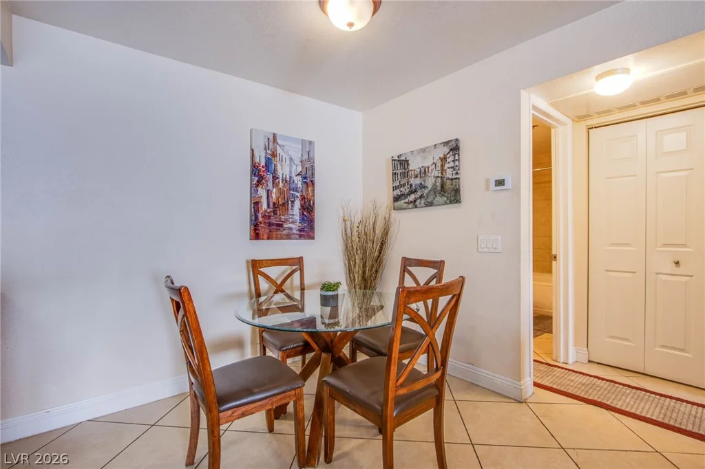 4200 Valley View, Las Vegas, NV 89103