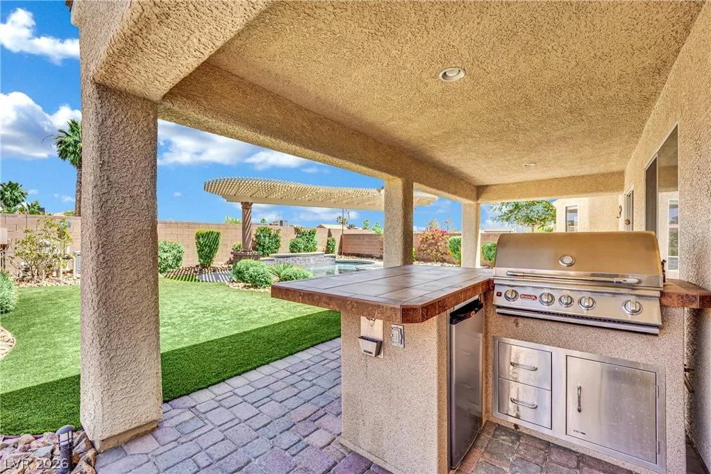 5022 Mirage Garden, Las Vegas, NV 89130