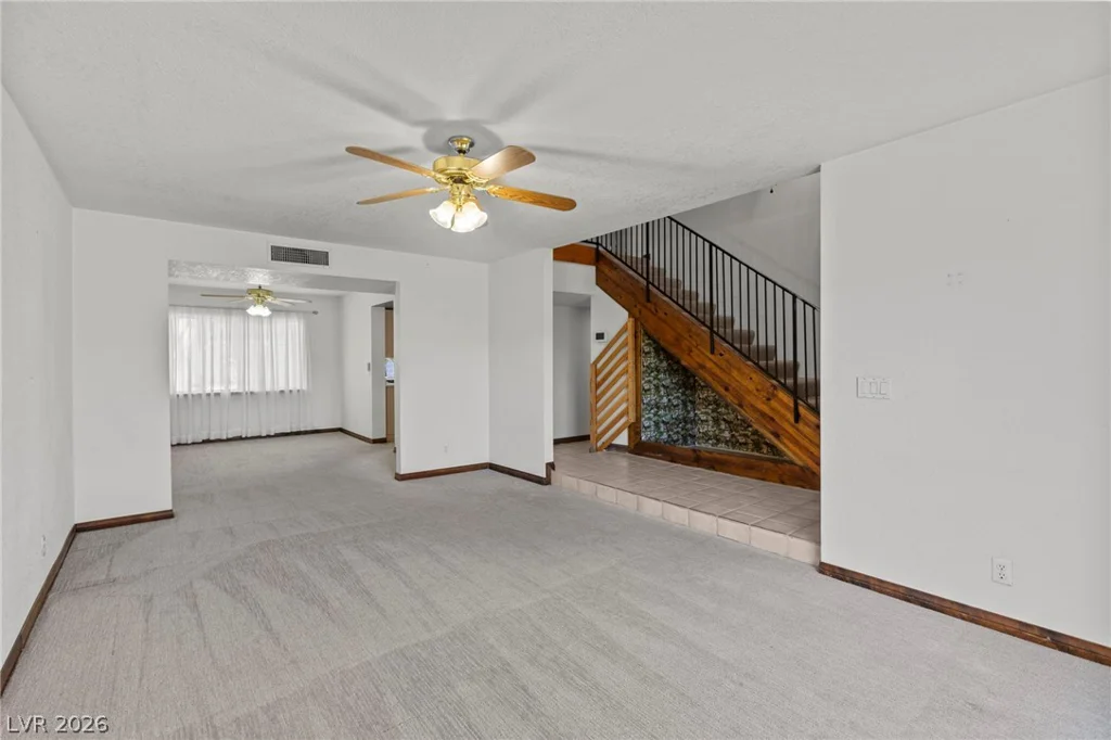 5914 Twain, Las Vegas, NV 89103