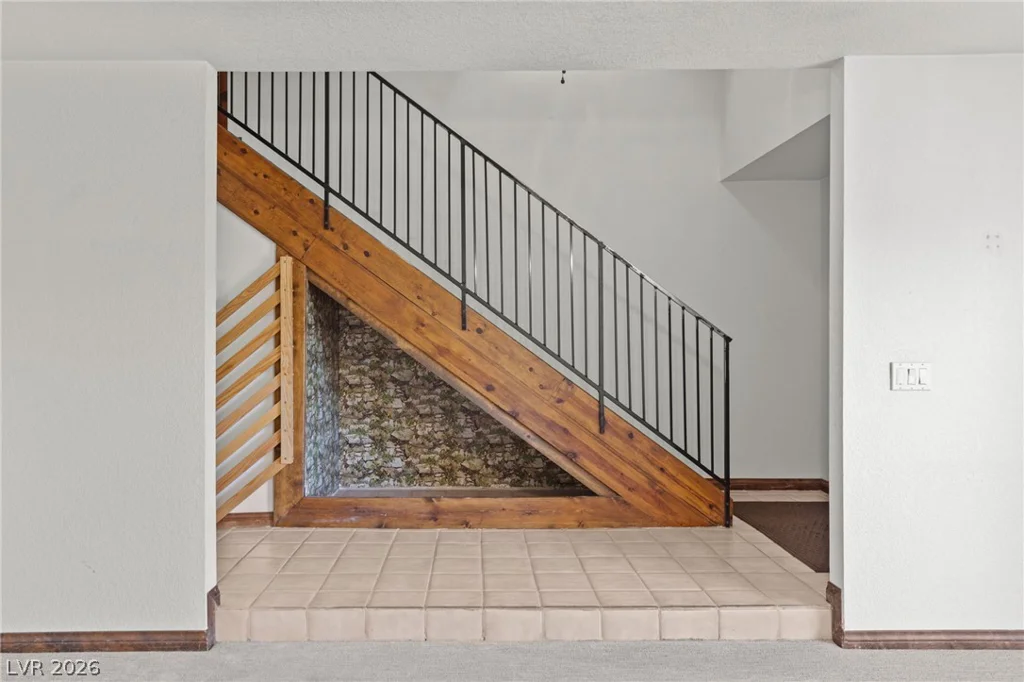 5914 Twain, Las Vegas, NV 89103