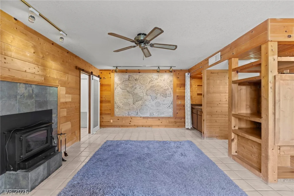 5914 Twain, Las Vegas, NV 89103